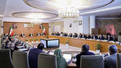 به گزارش  فرصت رسانه: هیئت وزیران در جلسه 27 فروردین 1404، به پیشنهاد وزارت امور اقتصادی و دارایی و سازمان برنامه و بودجه، با همکاری وزارت جهاد کشاورزی، وزارت نیرو و بانک مرکزی و به استناد اصل 138 قانون اساسی، «آیین‌نامه اجرایی اوراق مالی اسلامی» را ابلاغ کرد.