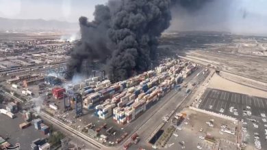 به گزارش فرصت رسانه به نقل از تسنیم،‌ در پی حادثه انفجار در بندر شهید رجایی، هیات دولت در یکی از  جلسات اخیر خود با محوریت بررسی ابعاد مختلف این رویداد تشکیل جلسه داد. در این نشست، وزارت کشور گزارشی مقدماتی از ابعاد اولیه حادثه ارائه کرد که منجر به اتخاذ تصمیمات مهمی شد.