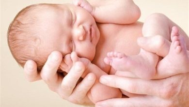 بیش از ۲۱ همت وام ازدواج و فرزندآوری از ابتدای امسال پرداخت شد، مدیرکل عملیات پولی و اعتباری بانک مرکزی از رشد ۶۳ درصدی پرداخت تسهیلات ازدواج و رشد ۳۶ درصدی تسهیلات فرزندآوری از ابتدای سال جاری خبر داد و گفت: از ابتدای امسال تاکنون در مجموع بیش از ۲۱.۴ همت تسهیلات ازدواج و فرزندآوری به متقاضیان پرداخت شده است