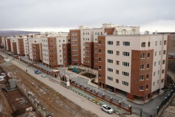 ۹۲۰۰ واحد نهضت ملی مسکن تحویل متقاضیان شد، مدیرکل راه و شهرسازی خراسان شمالی گفت: از ابتدای شروع طرح های حمایتی مسکن در استان، تاکنون بیش از ۹ هزار و ۲۰۰ واحد مسکن به متقاضیان تحویل داده شده است.