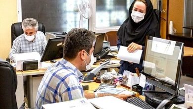 به گزارش فرصت رسانه: به دنبال اصلاح قانون برنامه هفتم پیشرفت درباره پرداخت فوقالعاده خاص کارمندان، معاون اول رئیس جمهور به دستگاههای اجرایی اعلام کرد که اجرای این مصوبه پس از ابلاغ دستور العمل اجرایی آن در هیات وزیران و تاییدیه سازمان برنامه و بودجه امکان پذیر است.