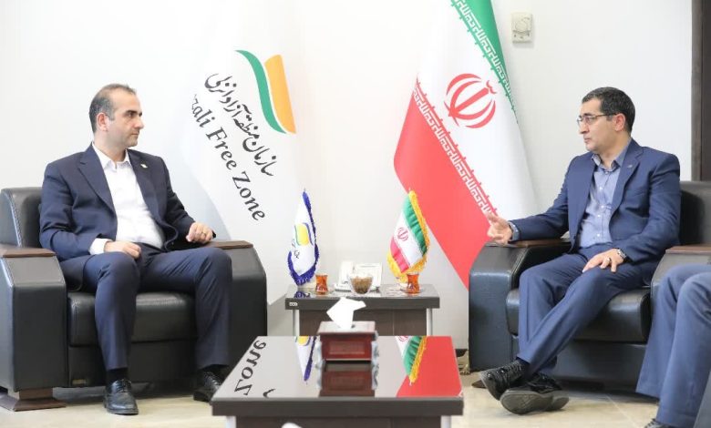 در دیدار مدیرعامل سازمان صنایع هوایی وزارت دفاع با طاعتی مقدم تأکید شد: توسعه همكاری‌های فنی - مهندسی و برپایی رویدادهای مشترك با سازمان منطقه آزاد انزلی