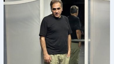 به گزارش فرصت رسانه، نمایش «آوازخوان طاس»نوشته "اوژن یونسکو" با بازی محمدرضاچاپاریان روی صحنه می رود؛ نمایشی با طراحی و کارگردانی فرشید هدی که به‌زودی در مجموعه تئاتر شهر اجرا خواهد شد.