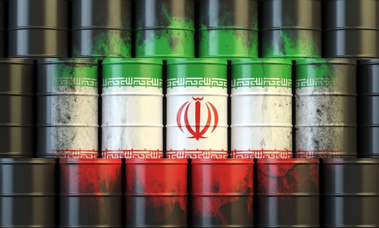 به گزارش فرصت رسانه به نقل از تسنیم، اداره اطلاعات انرژی آمریکا بر اساس قانون تحریم های ایران به صورت دوره ای ارزیابی خود از وضعیت صادرات نفت و فرآورده های نفتی ایران را منتشر می کند.