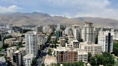 به گزارش فرصت رسانه به نقل از اعتماد: بیت‌الله ستاریان، کارشناس بازار مسکن در خصوص وضعیت کنونی بازار مسکن گفت: جنگ اخیر تغییر محسوسی بر بازار مسکن تهران ایجاد نکرد و برخلاف برخی گمانه‌زنی‌ها درباره مهاجرت معکوس از تهران به سایر مناطق کشور، نشانه‌ای از چنین روندی در عمل دیده نمی‌شود.