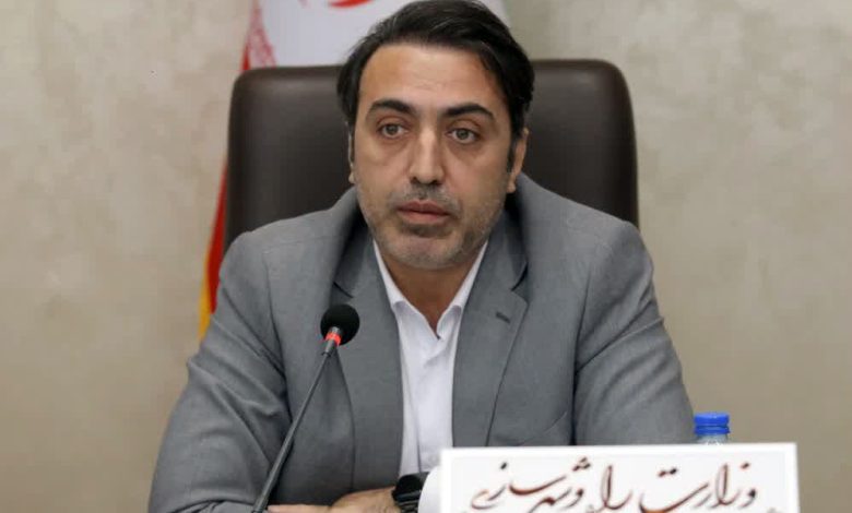 به گزارش فرصت رسانه: رامین ساعد، مدیرکل دفتر طرح‌ریزی شهری و طرح‌های توسعه و عمران در گفت‌وگو با پایگاه خبری وزارت راه و شهرسازی از الزامی شدن اجرای شیوه‌نامه اختصاصی‌سازی شرح خدمات برای تهیه طرح‌های جامع شهری خبر داد و گفت: با مصوبه شورای‌عالی شهرسازی و معماری با عنوان «بازنگری در نگرش و روش تهیه طرح‌های جامع شهری»، «شیوه نامه اختصاصی‌سازی شرح خدمات، چارچوب نگرش و روش نوین طرح‌های جامع شهری» تهیه و به ادارات کل راه و شهرسازی ابلاغ شد.