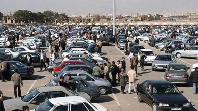 افزایش نرخ ارز در هفته جاری بازار خودرو را متحول کرد و منجر به رشد میانگین قیمتها تا سه درصد شد؛ در حالی که کاهش عرضه و الزامات جدید استانداردی، چشمانداز صعودی بازار خودرو را تقویت میکند.