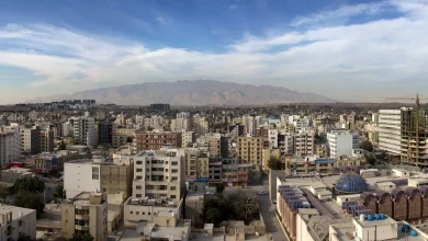 عضو سابق شورای مرکزی سازمان نظام مهندسی ساختمان با تاکید بر این‌که توسعه پایدار شهری با آینده‌پژوهی و مدیریت انرژی محقق می‌شود، گفت:‌در فرآیند احداث ساختمان‌ها باید سازگاری با محیط‌زیست مدنظر قرار گیرد.
