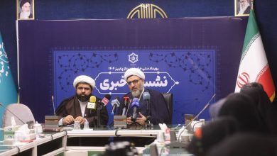 به گزارش فرصت رسانه  به نقل از روابط عمومی رویداد ملی جامعه‌پرداز، در ابتدای نشست، حجت‌الاسلام عزت‌زمانی با تأکید بر اینکه سازمان تبلیغات اسلامی در کنار بنیاد ملی خانواده به تقویت جریان‌های مردمی می‌پردازد، اظهار داشت: مسئله خانواده و جایگاه زن در آن، یک موضوع عادی نیست، بلکه دال مرکزی هویت جامعه اسلامی است. دشمن دقیقاً همین نقطه را هدف گرفته است، چون می‌داند اگر خانواده تضعیف شود، جامعه از درون فرو می‌پاشد.