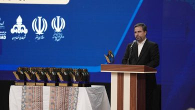به گزارش فرصت رسانه به نقل از روابط عمومی شرکت عملیات غیرصنعتی پازارگاد؛ مدیر عامل شرکت پازارگاد در این مراسم با اشاره به نقش علم و دانش در پیشرفت هر جامعه‌ای، تأکید کرد: “منشا قدرت یک ملت علم و اندیشه است و ملتی پیروز می‌شود که صاحب علم باشد.”