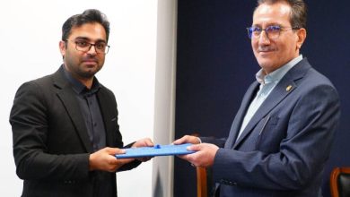 به گزارش فرصت رسانه، سعید رسولی معاون وزیر راه و شهرسازی و مدیرعامل سازمان بنادر و دریانوردی در حکمی سامان مرادحسینی را به سمت سرپرست مدیریت ارتباطات و بین‌الملل این سازمان منصوب کرد.