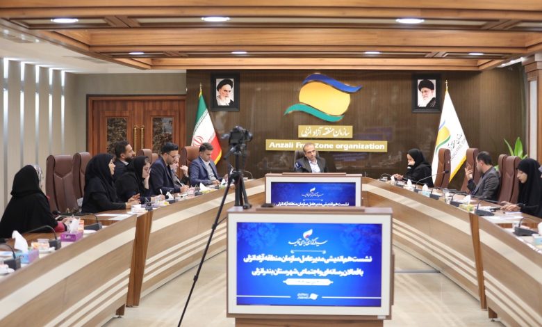 به گزارش فرصت رسانه به نقل از روابط عمومی و امور بین‌الملل سازمان منطقه آزاد انزلی، طاعتی مقدم با بیان اینکه دغدغه زیست محیطی برای تالاب انزلی، برای بنده نیز امری شخصی است، تصریح کرد: نجات تالاب بین‌المللی انزلی نیازمند تعیین و تصویب سند راهبردی و تشکیل کارگروهی ملی است تا بر اساس آن شرح وظایف سازمان منطقه آزاد انزلی در قبال این معضل زیست محیطی استان گیلان مشخص و نسبت به آن عمل کنیم.