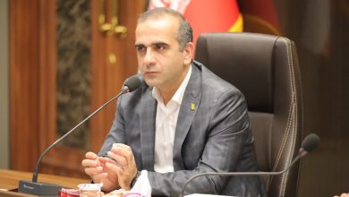 به گزارش فرصت رسانه به نقل از روابط عمومی و امور بین الملل سازمان منطقه آزاد انزلی، وی در خصوص تنوع طرحهای مزبور چنین توضیح داد: از این تعداد 18 پروژه تولیدی-صنعتی است که وارد عرصه تولید کشور میشوند، 5 طرح زیرساختی مرتبط با حوزه فناوری اطلاعات و ارتباطات بوده، و فعالیت 8 پروژه عمرانی-زیرساختی و 25 طرح نیز در حوزه مسئولیت اجتماعی آغاز میشود.