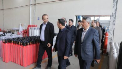 به گزارش فرصت رسانه به نقل از روابط عمومی و امور بین‌الملل سازمان منطقه آزاد انزلی، این بازدید میدانی با هدف پایش مستقیم فرآیندهای تولید، ارزیابی وضعیت زیرساخت‌ها و تسریع در ارائه خدمات حاکمیتی به سرمایه‌گذاران محدوده الحاقی شهرک صنعتی سفیدرود انجام شد.