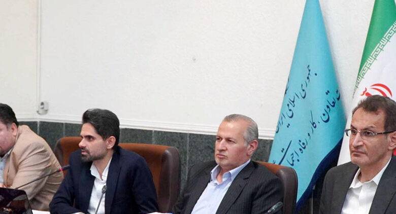 به گزارش فرصت رسانه به نقل از روابط عمومی هفتمین نمایشگاه و کنفرانس بین‌المللی شهر هوشمند و هوش مصنوعی ایران، این نشست روز سه‌شنبه ۳۰ تیرماه ۱۴۰۵ به میزبانی وزارت تعاون، کار و رفاه اجتماعی و با حضور معاونان و مدیران دستگاه‌های اجرایی، سازمان اداری و استخدامی کشور و مدیران فناوری اطلاعات در مجموعه فرهنگی تلاش برگزار شد.
